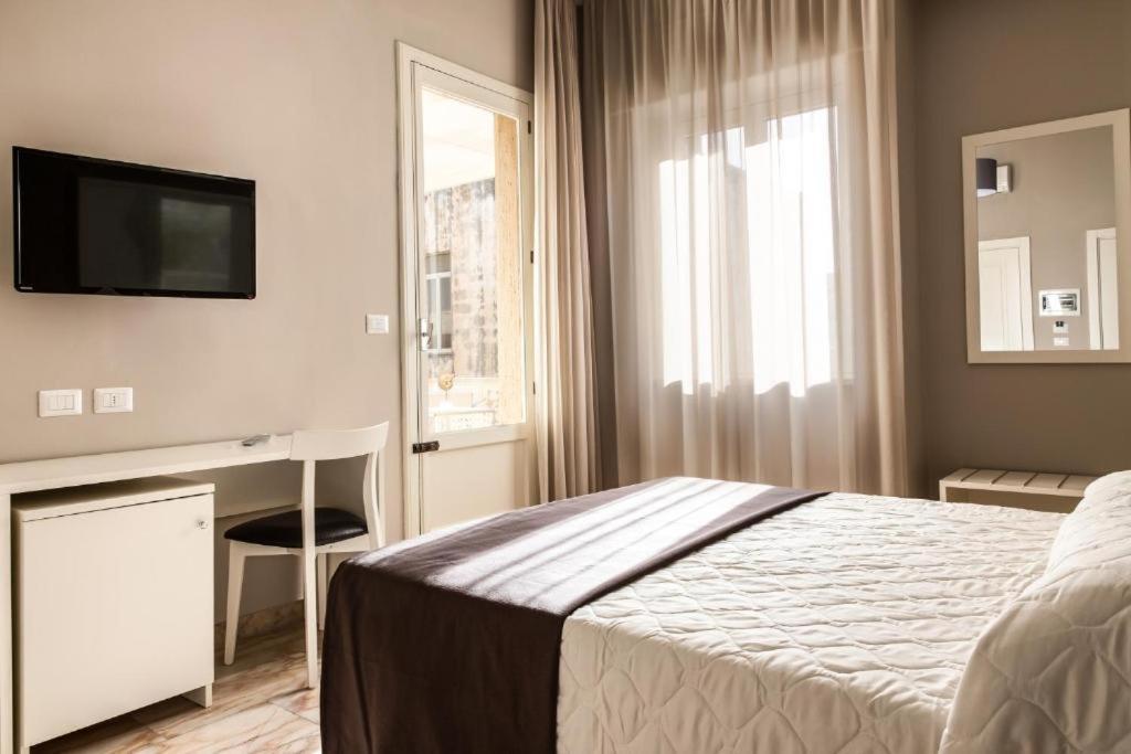 Faro Bianco Gallipoli - Suites & Apartments Exterior photo