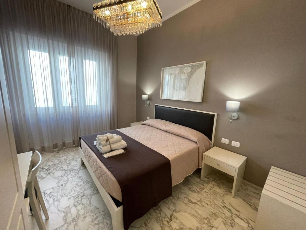 Faro Bianco Gallipoli - Suites & Apartments Exterior photo